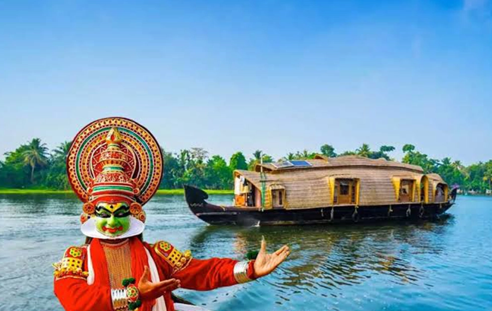 Force Traveller booked for a boat house sightseeing trip