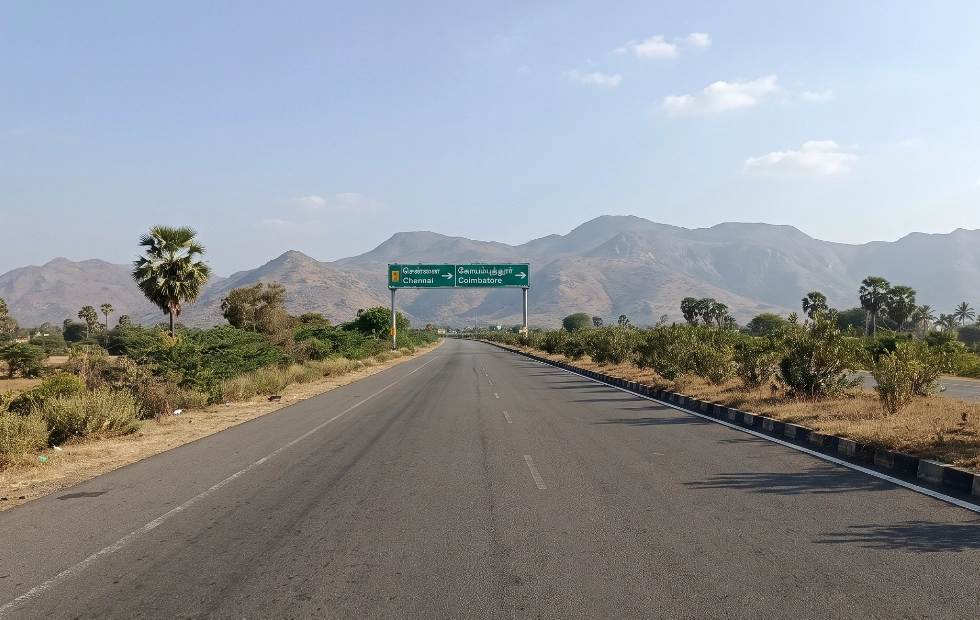 Affordable one-way Innova Hycross car rental from Coimbatore to your destination